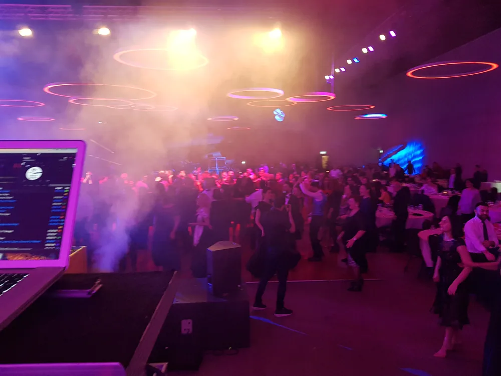 DJ Nicky — DJ profesionist PartyDJ București
